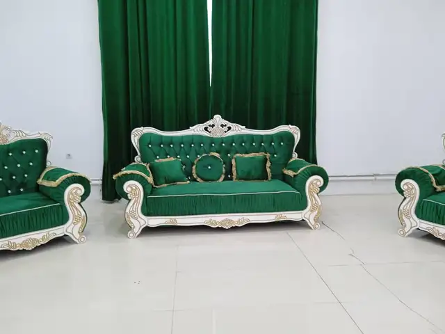 Диван с креслами, Душанбе