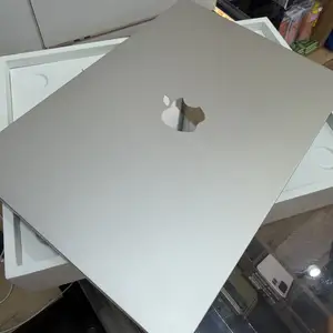 Ноутбук MacBook Air M4 16/256gb, Хуҷанд