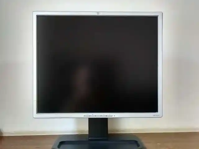 Монитор LCD HP L1955, Душанбе