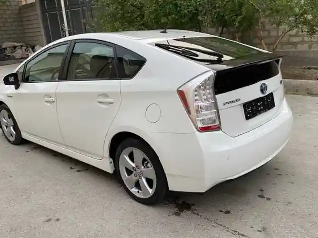 Тонированные стекла от Toyota Prius, Душанбе
