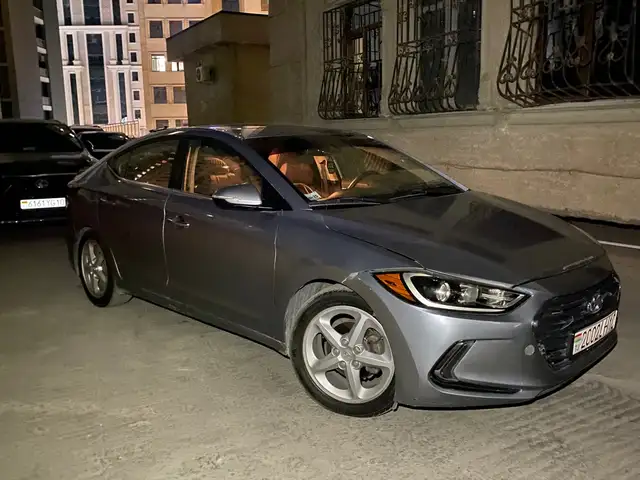 Hyundai Elantra