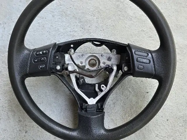 Руль Toyota Corolla Verso, Хуҷанд