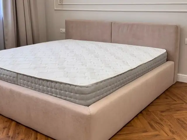 Двуспальная кровать, Хуҷанд