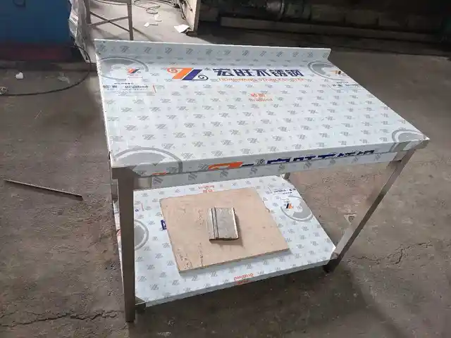 Стол из нержавеющей стали 1100/700, Душанбе