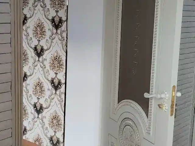 Дверь, Душанбе