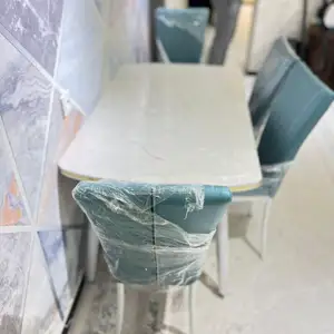 Cтол и стулья, Душанбе