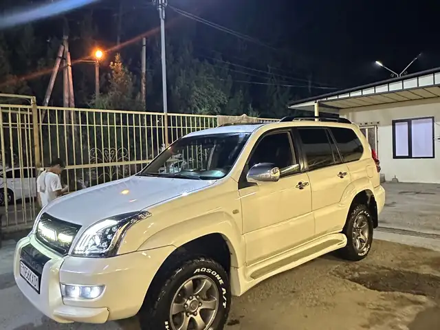 Toyota Land Cruiser Prado