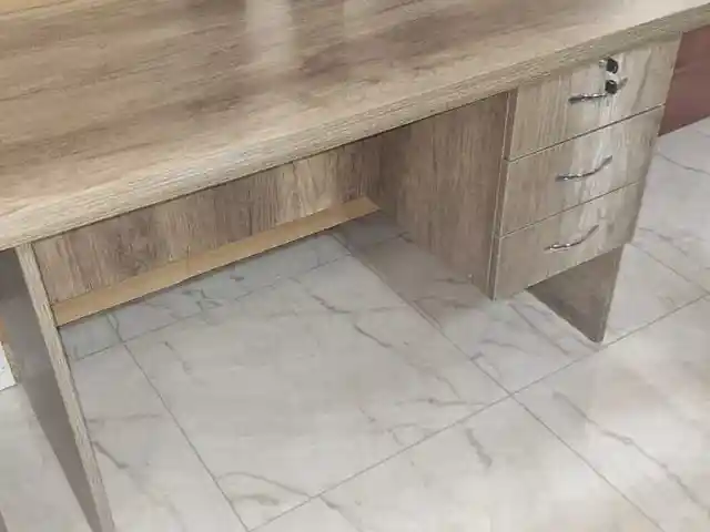 Стол письменный, Душанбе