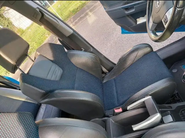 Сидение от Opel Zafira, Душанбе