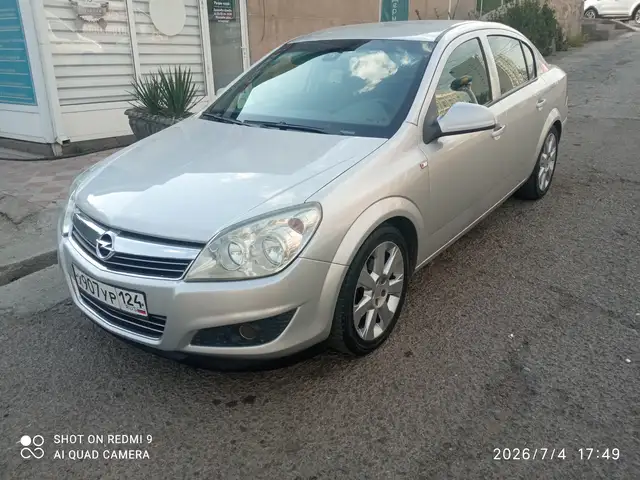 Opel Astra H