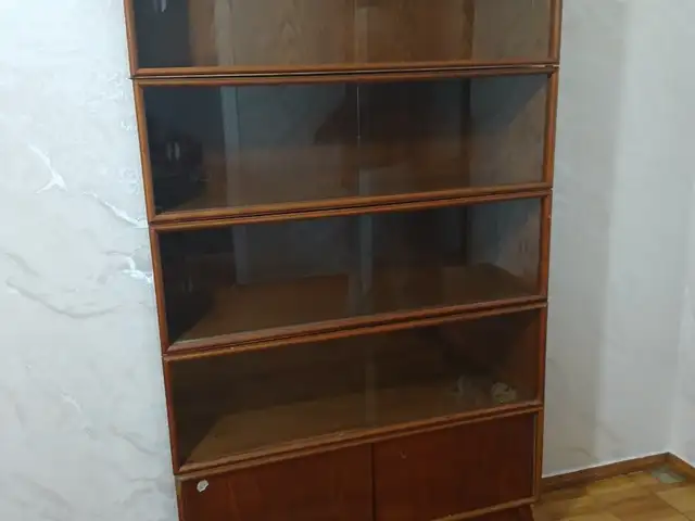 Книжные полки, Душанбе