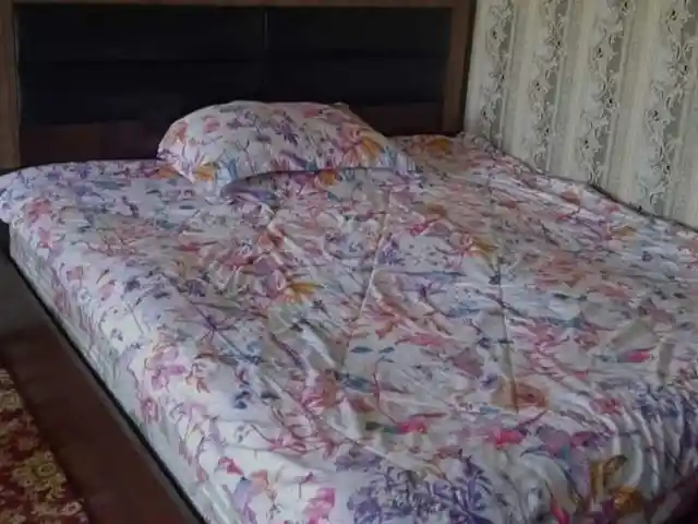 Кровать двуспальная, Душанбе