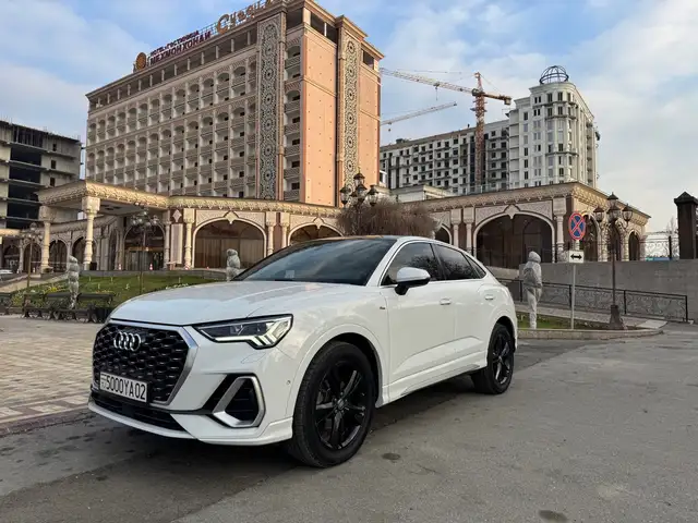 Audi Q3