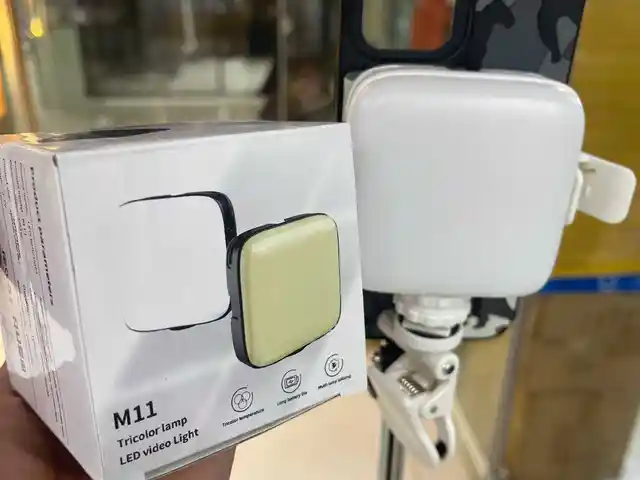 Мини прожектор для смартфон Tricolour M11, Душанбе