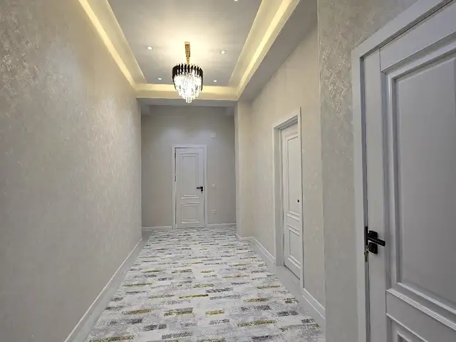 2-комн. квартира, 8 этаж, 79 м², 18мкр, Худжанд