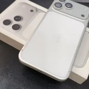 Apple iPhone 17 Pro Max, 256 gb, Silver, Душанбе