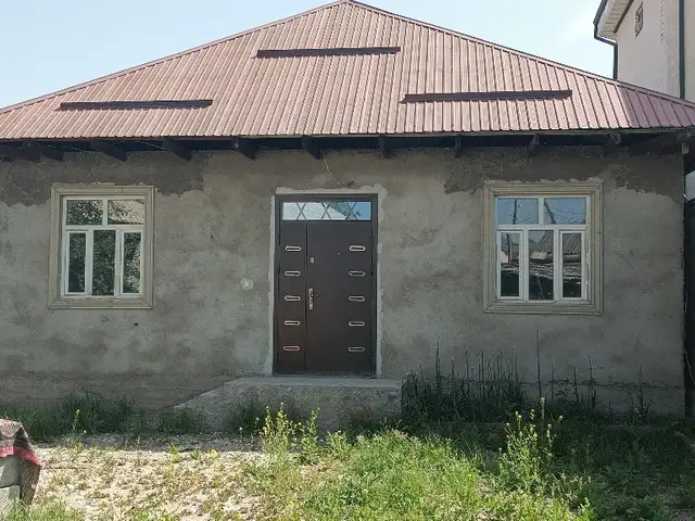 1 этажн. 4-комн. дом, 5 соток, Фирдавси, м.Гулбутта, Душанбе
