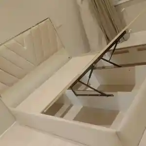 Кровать двуспальная, Душанбе