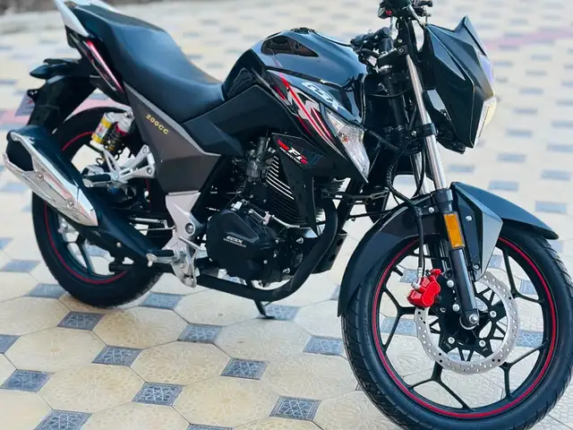 Мотоцикл Suzuki, Душанбе