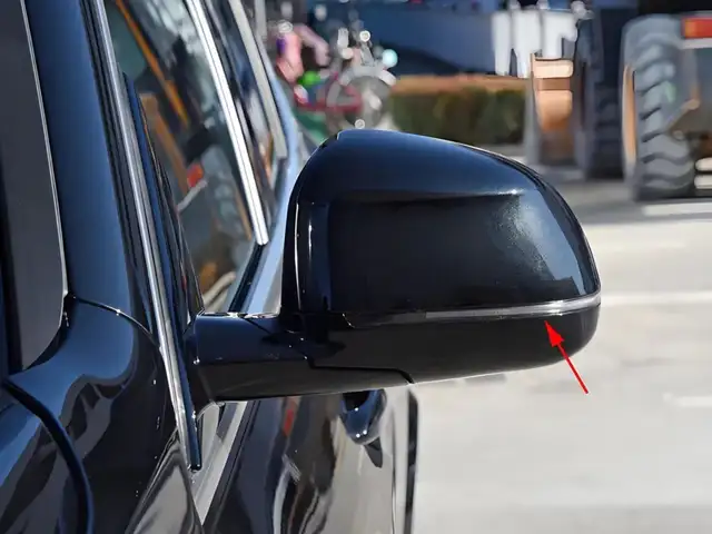 Поворотник повторитель в зеркало BMW X5 G05 BMW X6 G06 BMW X7 G07, Худжанд