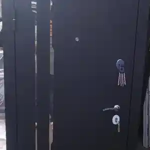 Дверь, Душанбе