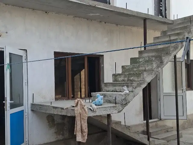 Комната в 5-комн. квартире, 1 этаж, 250м², Геолог, Рӯдакӣ