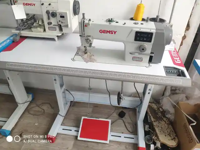 Мошинаи дарздузии Gemsy, Душанбе