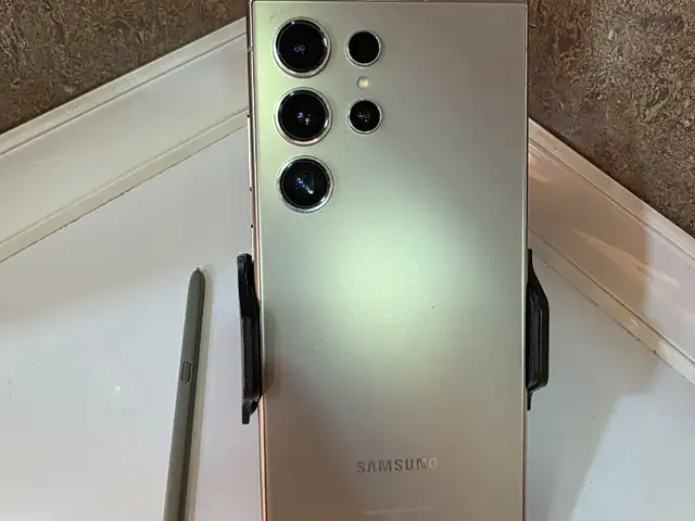 Samsung Galaxy S24 Ultra 5G 256GB, Худжанд