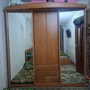 Шифоньер, Худжанд
