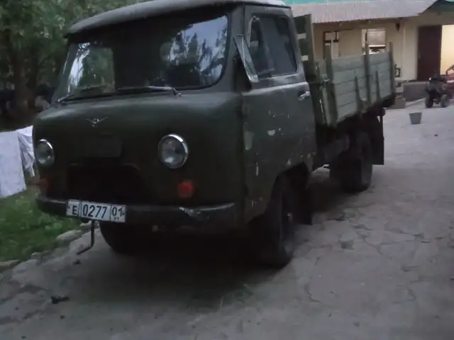 Бортовой грузовик, 1999, Душанбе
