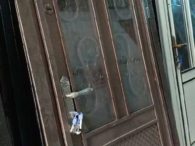 Дверь, Душанбе