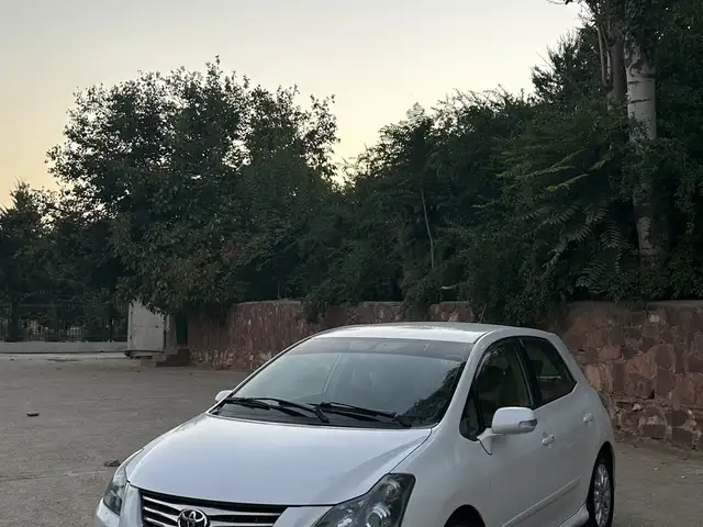 Toyota Blade
