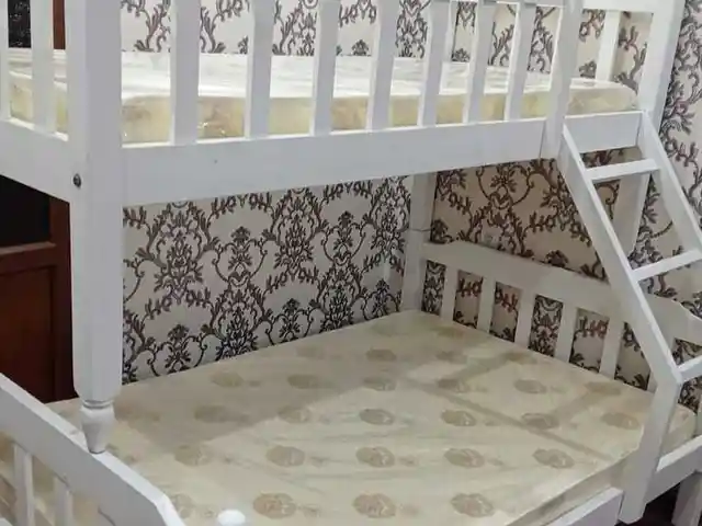 Двухъярусная кровать, Душанбе