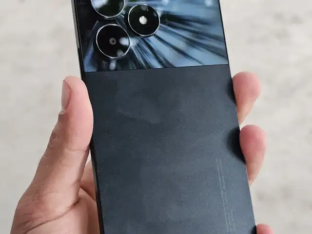 Realme C51, Душанбе