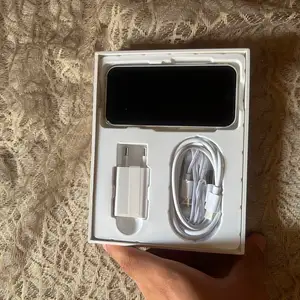 Мини Apple iPhone 17 Pro Max, 64 gb, Silver, Рӯдакӣ