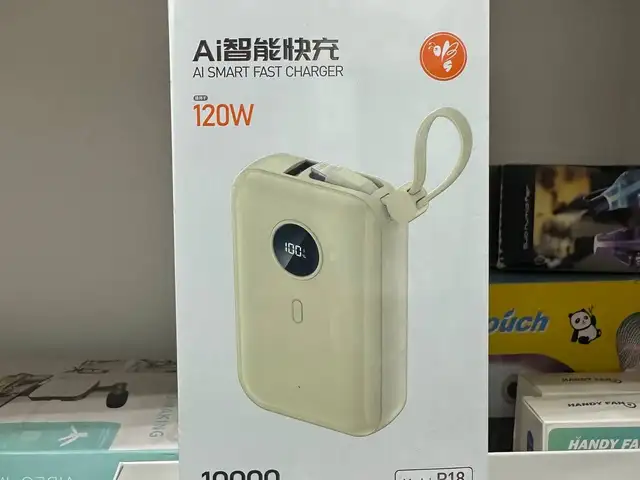 Внешний аккумулятор Hrolan P18 10000mAh, Душанбе