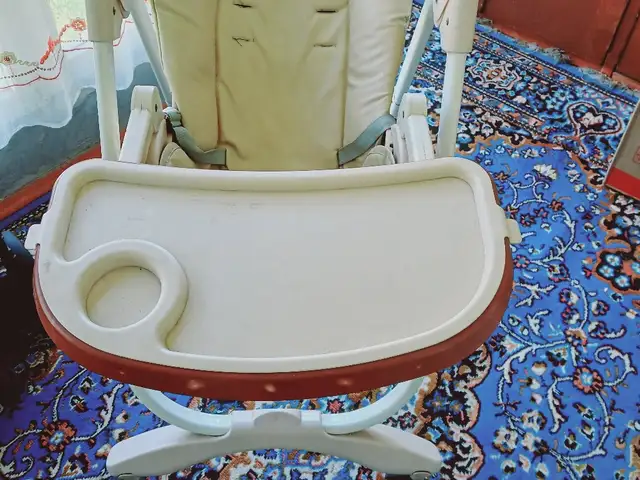 Стул для кормления, Душанбе
