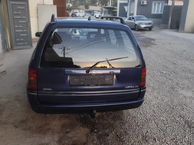 Opel Astra F