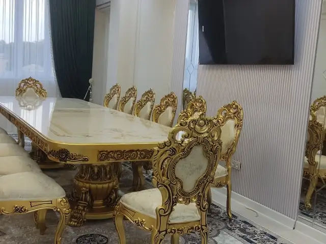 Стол и стулья, Душанбе
