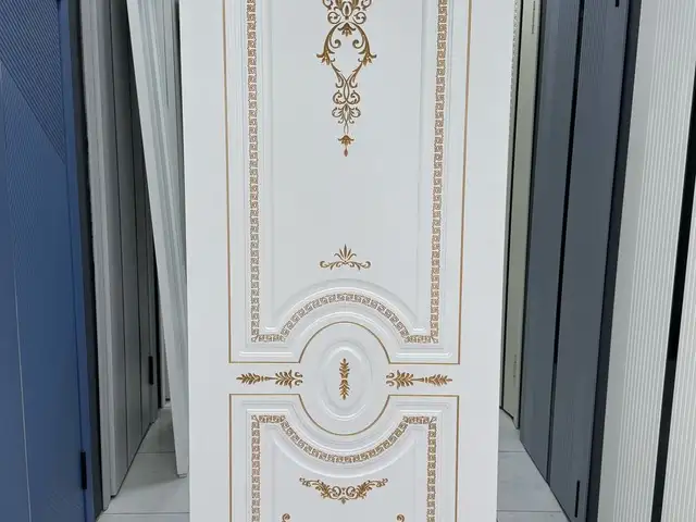 Дверь Эмаль, Душанбе
