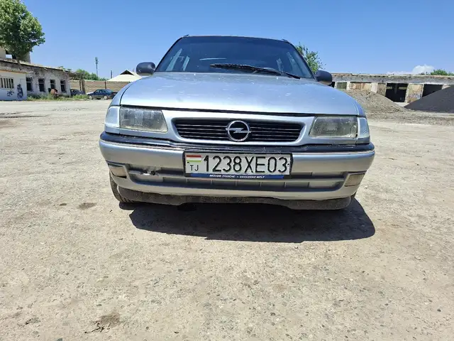 Opel Astra F