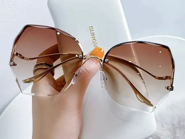 Очки, Душанбе