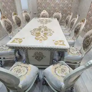 Стол и стулья, Хуҷанд