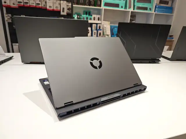 Ноутбук Lenovo Legion Pro 5 Ultra 9 275HX 32/1TB RTX5060 8GB, Душанбе