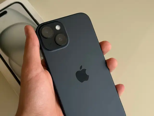 Apple iPhone 15, 128 gb, Black, Хуҷанд