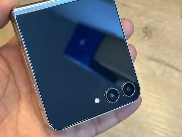 Samsung Galaxy Z Flip 5/256gb, Худжанд