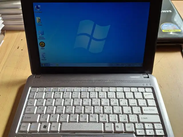 Нетбук Sony Vaio, Исфара