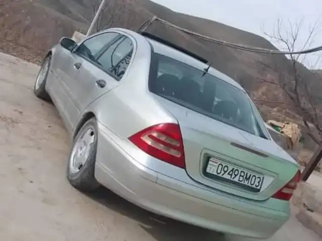 Mercedes-Benz C class