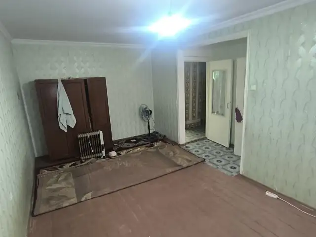 1-комн. квартира, 2 этаж, 30 м², 33 микрорайон , Худжанд