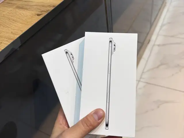 Apple iPhone Air, 256 gb, Light Gold, Хуҷанд